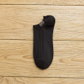 Personnalisé Mode Drôle Coton En Gros Prix Bas Haute Qualité Sport Invisible D&#39;été Respirant Mince Bateau Hommes Chaussettes